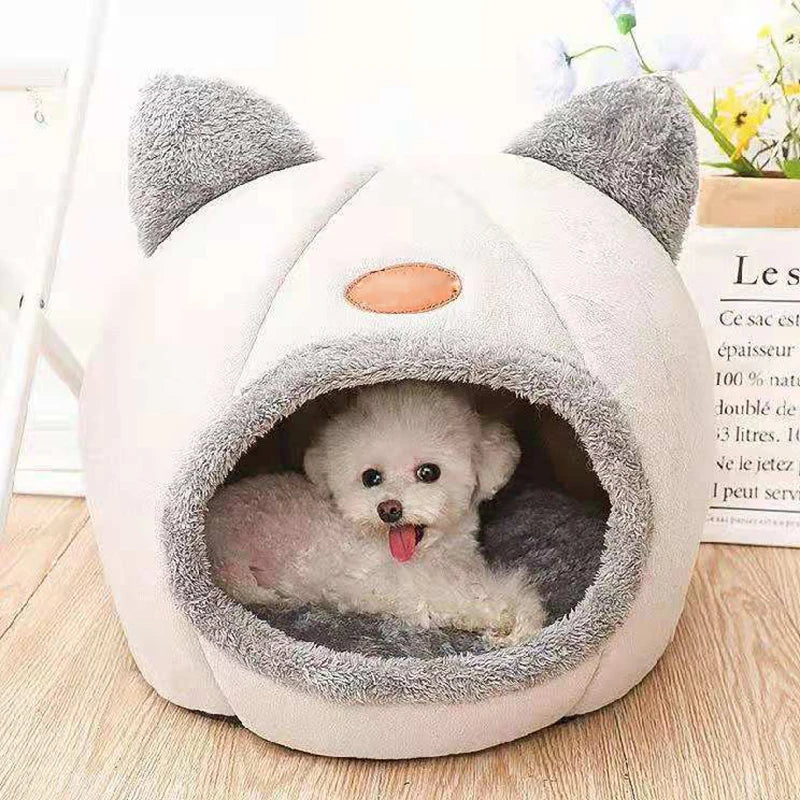 Cozy Winter Cat Cave Bed – Warm, Removable Cushion & Non-Slip Bottom